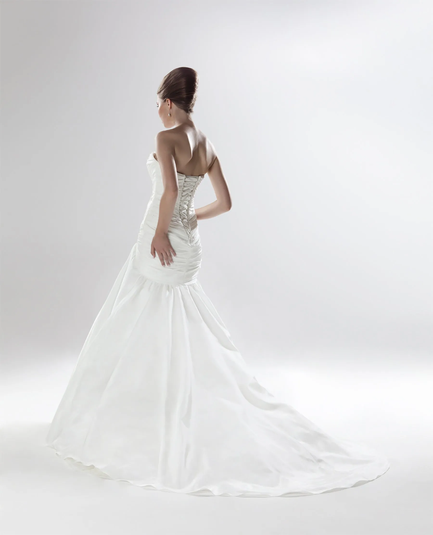 Ellis Bridal 11054