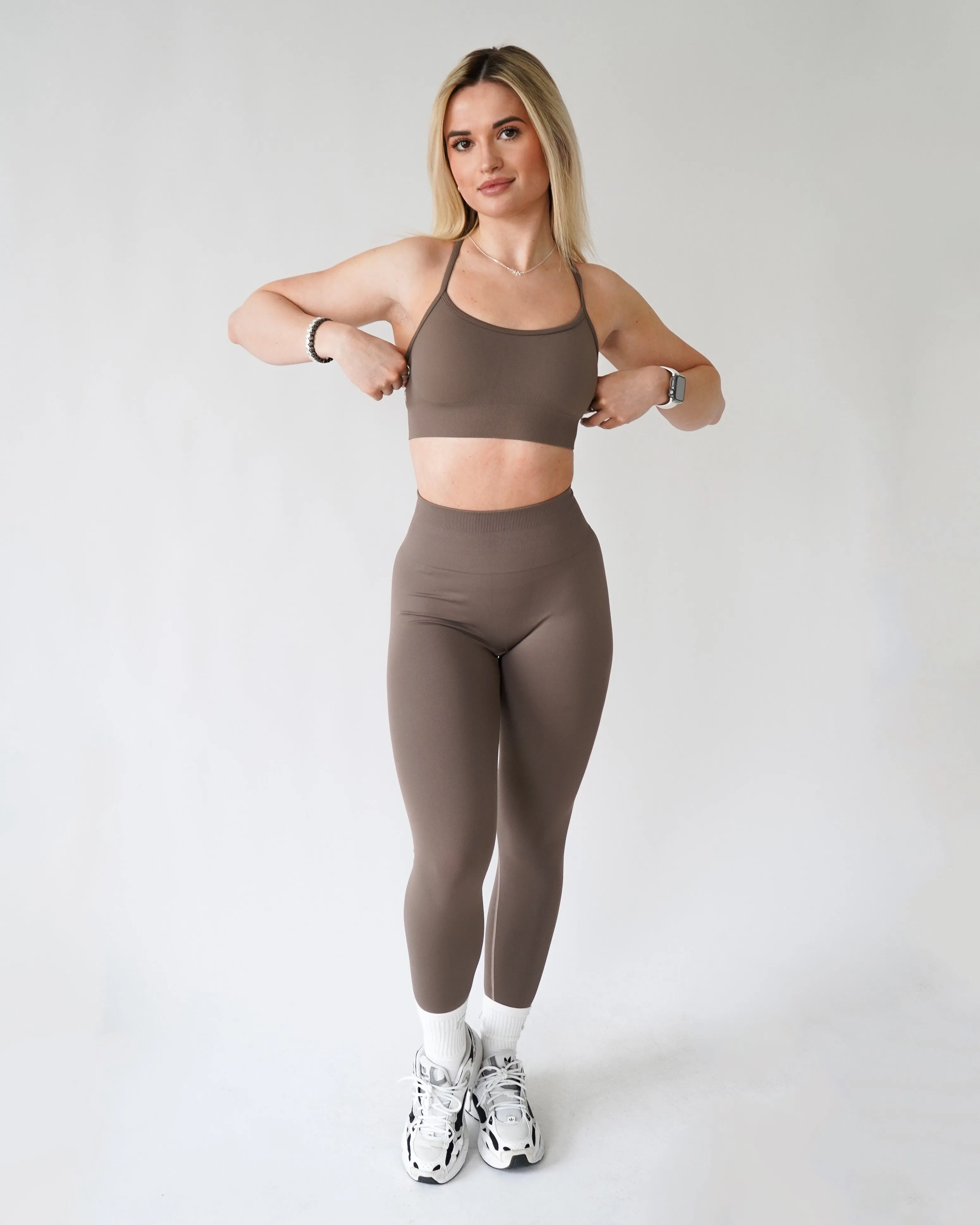 Enhance Adjustable Sports Bra - Cappuccino