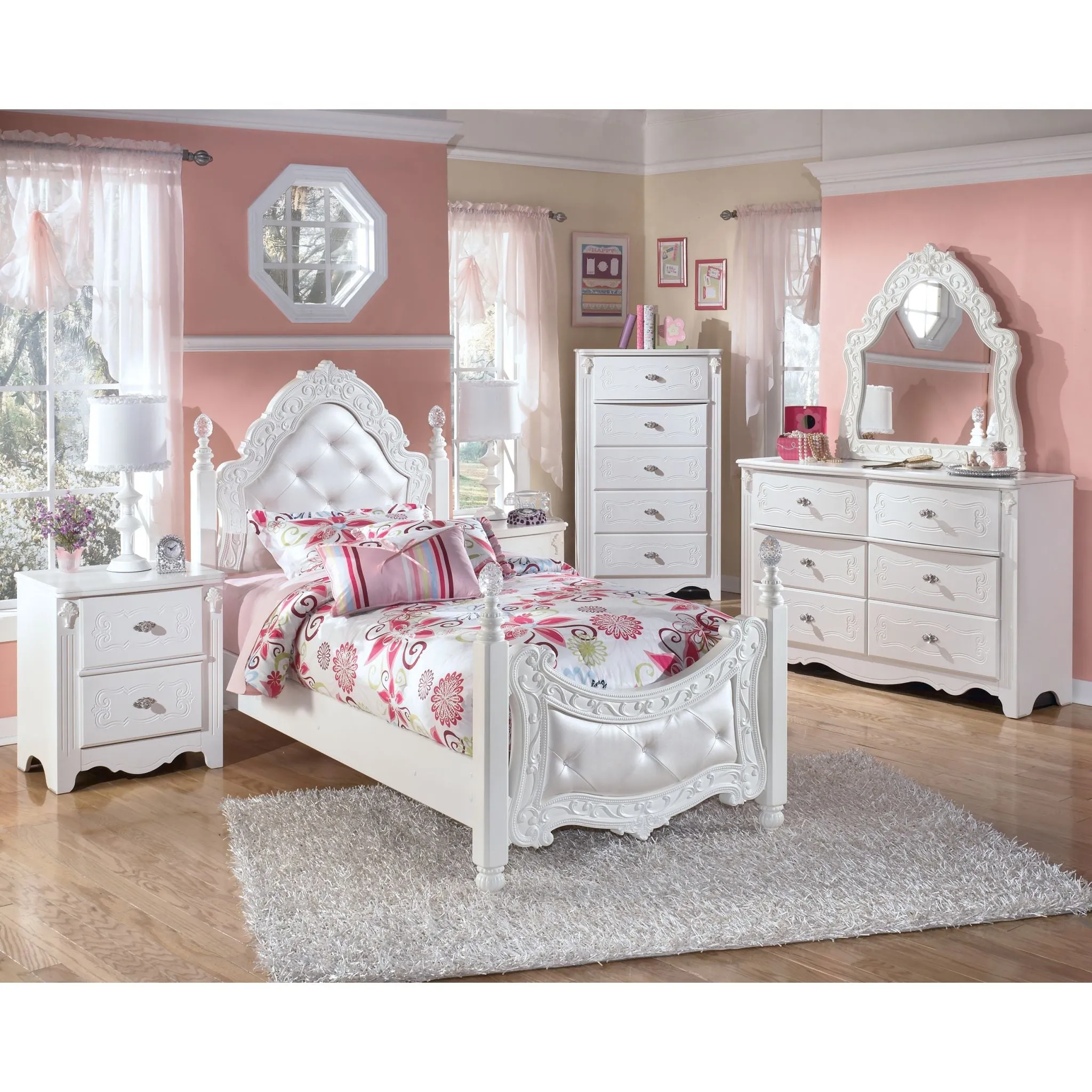 Exquisite 3 Piece Twin Poster Bed