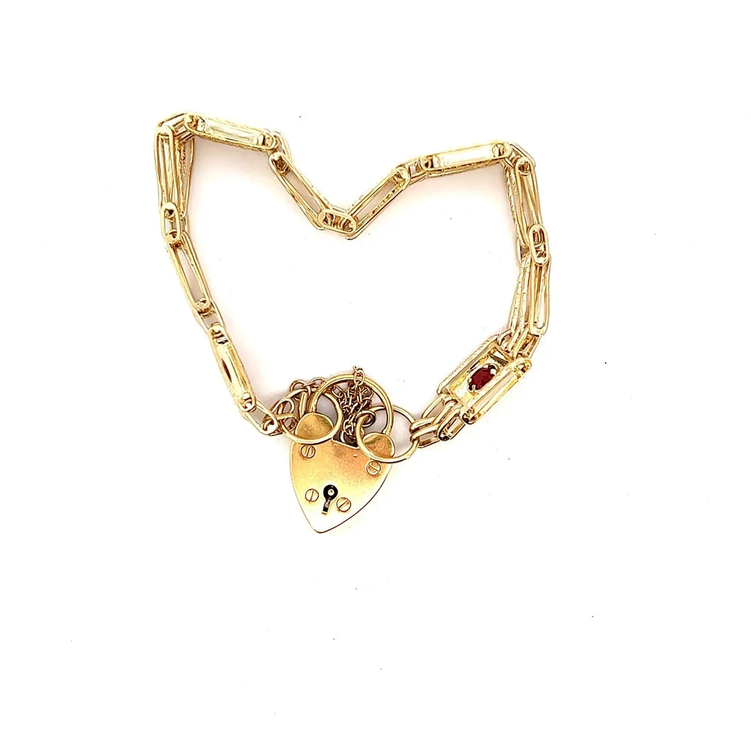 Exquisite 9ct Yellow Gold Stone Set Gate Bracelet