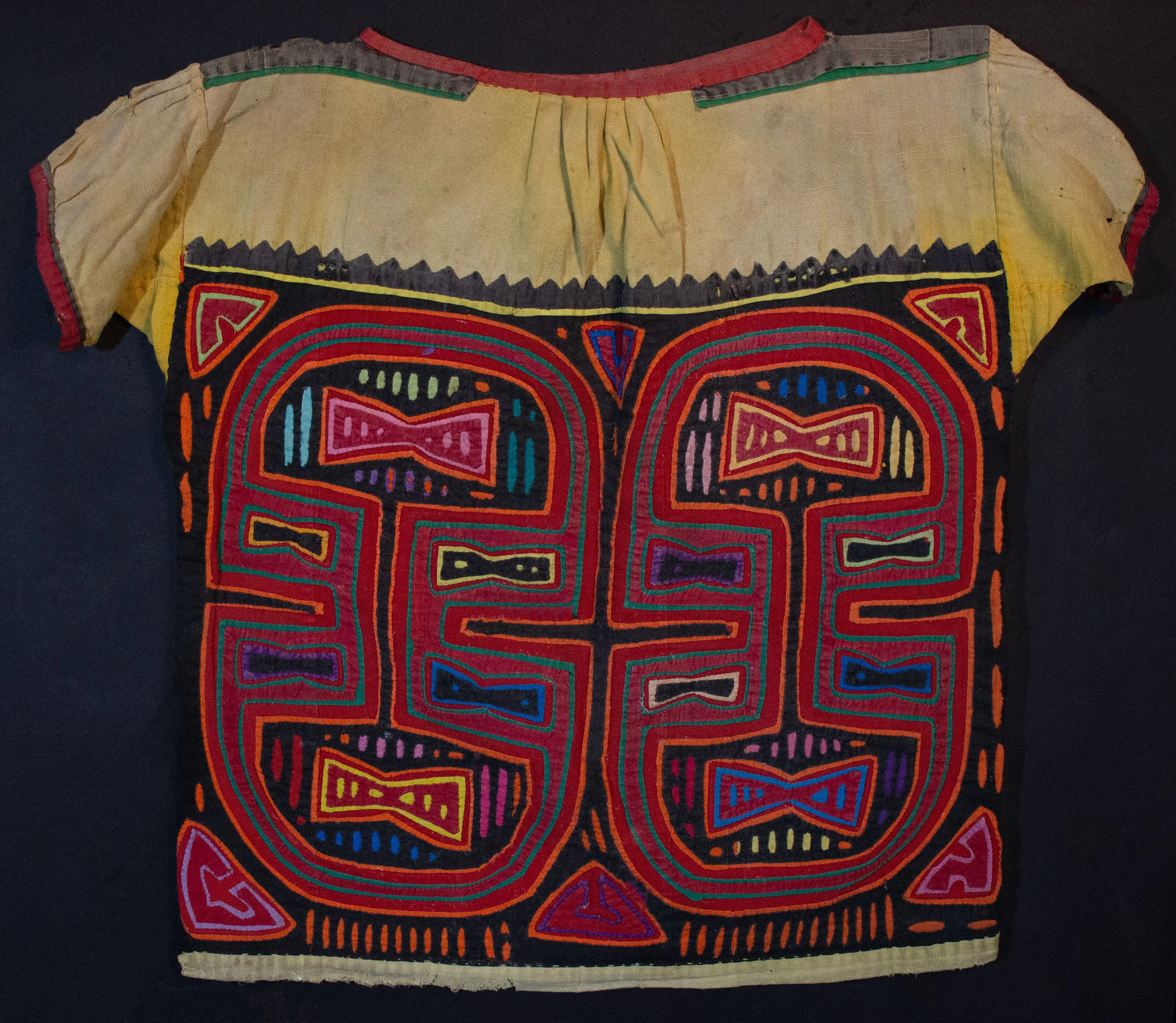 Mola Blouse Kuna Indians