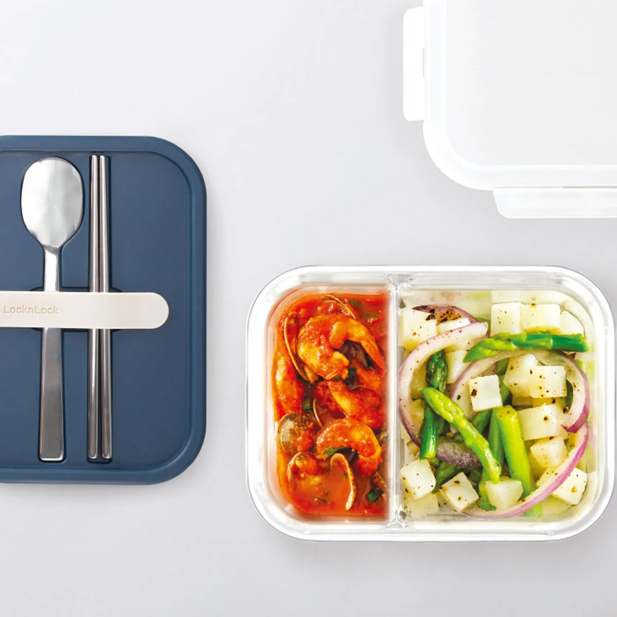 Two Compartment 930ml Microwave Oven Safe Navy Glass Lunch Box With Cutlery - Your Convenient and Durable Meal Companion