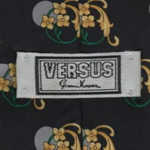 Vintage Versus Gianni Versace tie